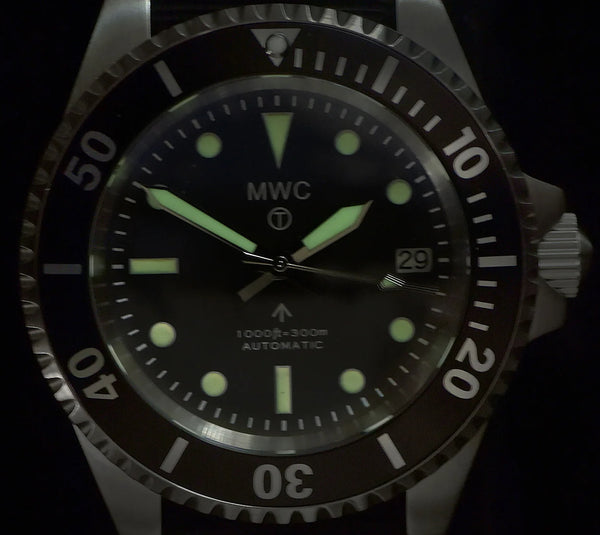 MWC 24 Jewel 1982 Pattern 300m Automatic Military Divers Watch with Sapphire Crystal on a Matching Stainless Steel Bracelet (Date Version)