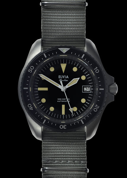 ELVIA Automatic Military Divers Watch with Sapphire Crystal and 24 Jewel Automatic Movement